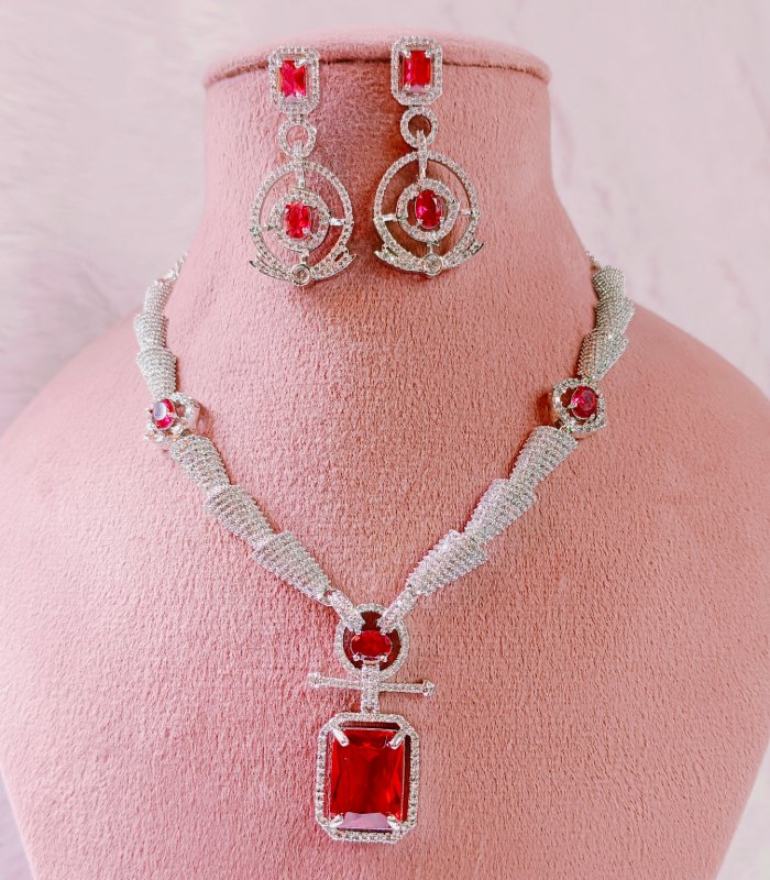 Rose gold necklace with cubic zirconia